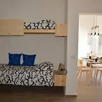 Waterfront - 4 Sleeps