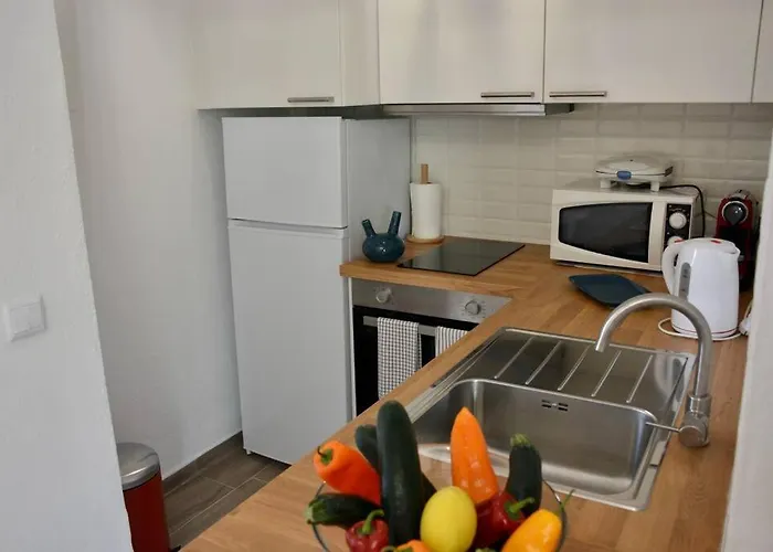 Waterfront - 4 Sleeps Lejlighed Tavira