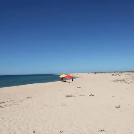 Waterfront - 4 Sleeps Апартаменты