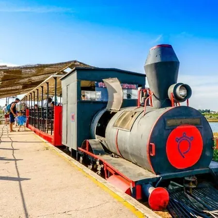 Апартаменты Waterfront - 4 Sleeps *