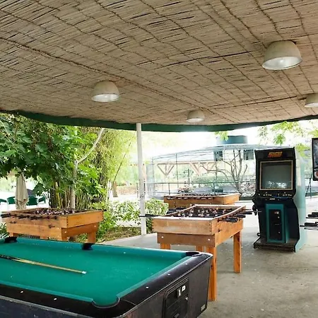 Waterfront - 4 Sleeps Апартаменты *