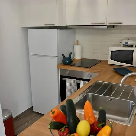 Waterfront - 4 Sleeps Апартаменты Тавира