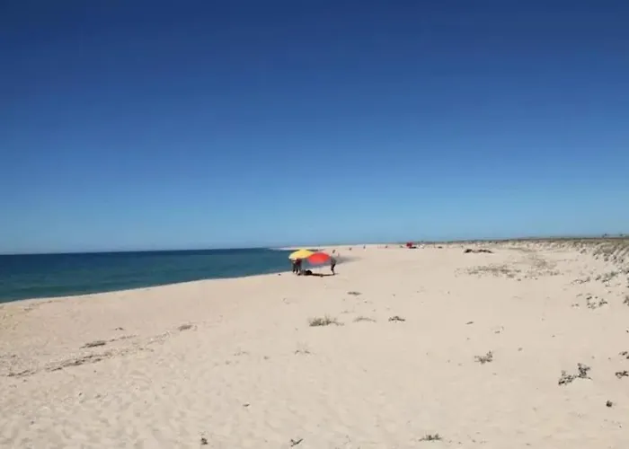 Waterfront - 4 Sleeps アパート