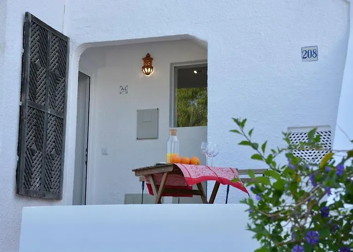 Waterfront - 4 Sleeps